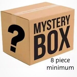 Mystery box 8 pieces NWT NWOT - SMALl/MEDIUM